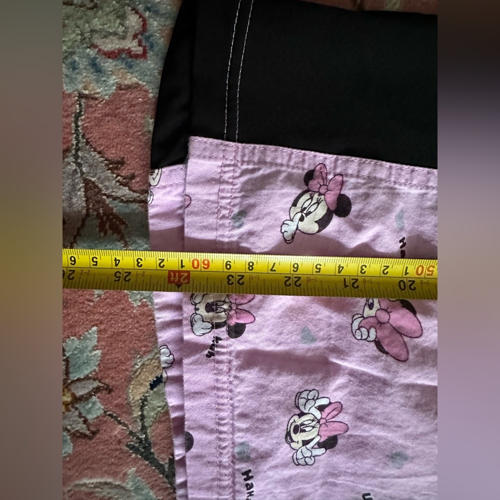 Vintage Pink Minnie Mouse Cotton Top Cartoon Print | Size L | Pre-Loved Scrubbed - Picture 8 of 8